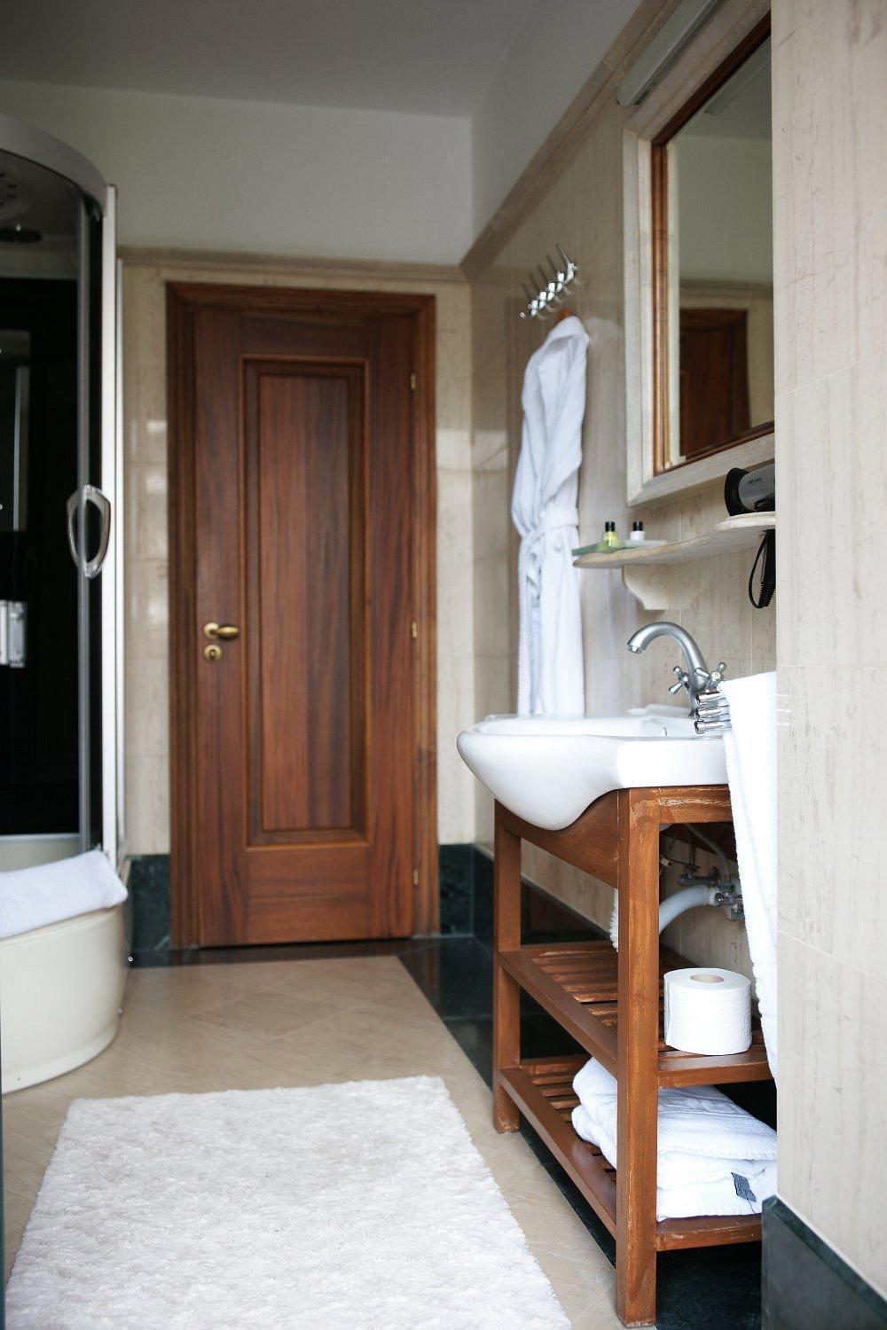 Adorn - Handwritten Collection Hotell 4*
